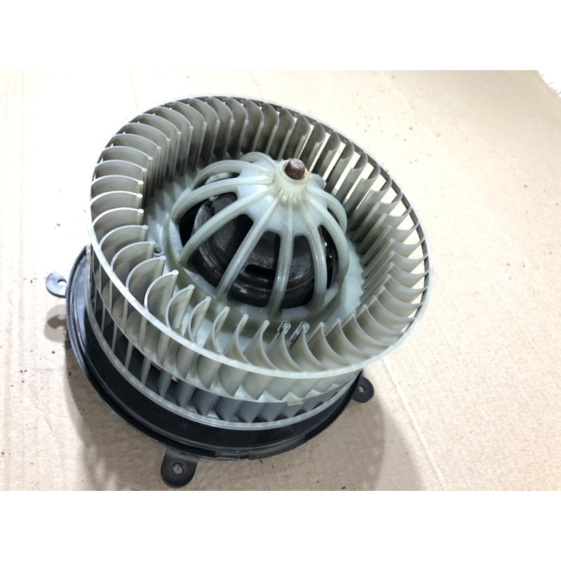 Мотор печки (отопление и кондиционирование) BMW 7-series E65 N62B44