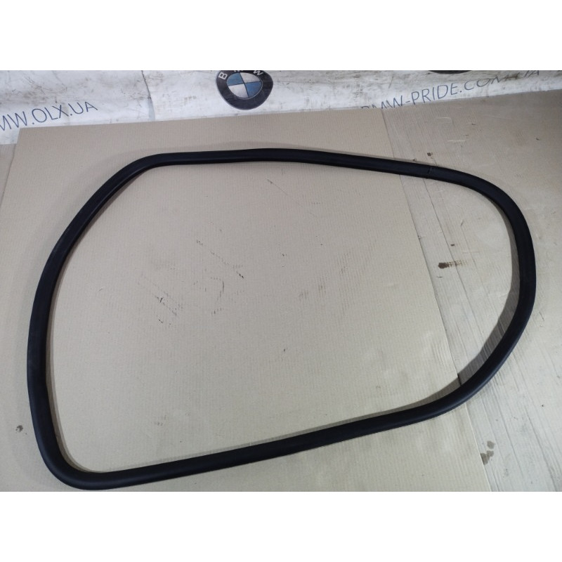 Уплотнитель проема двери (кузов и элементы) CHEVROLET Volt 1 2013 1.4 20993868