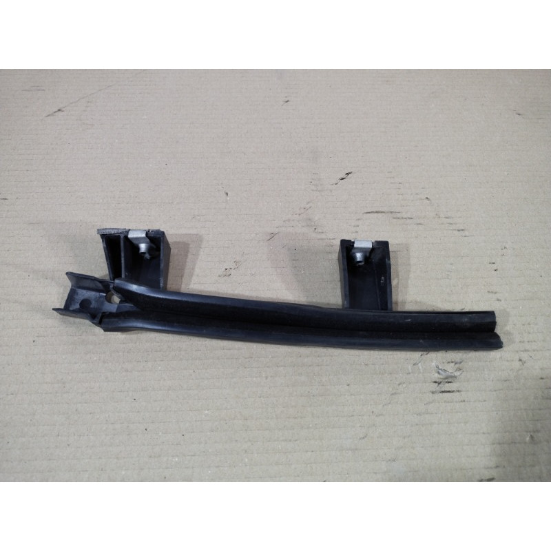 Направляющая стекла двери (кузов и элементы) CHEVROLET Volt 1 2012 1.4 22785494