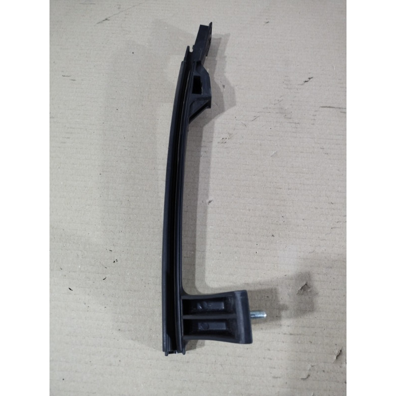 Направляющая стекла двери (кузов и элементы) Hyundai Sonata YF 2013 2.4 835453S000