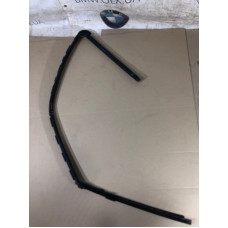 Уплотнитель проема двери