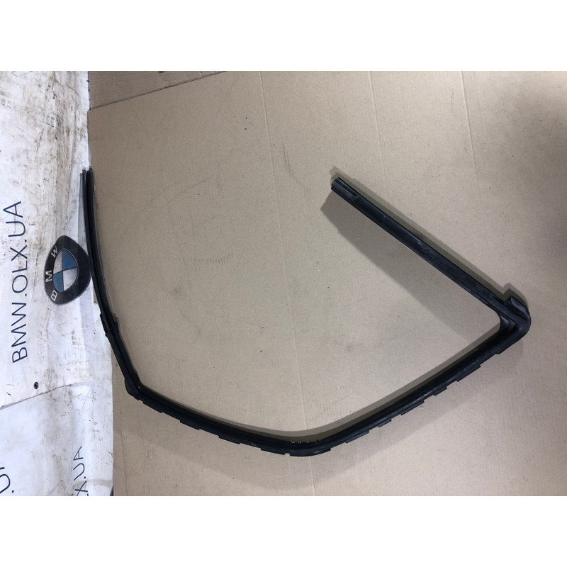 Уплотнитель проема двери (кузов и элементы) Nissan Juke F15 2011 1.6 803301KA1A