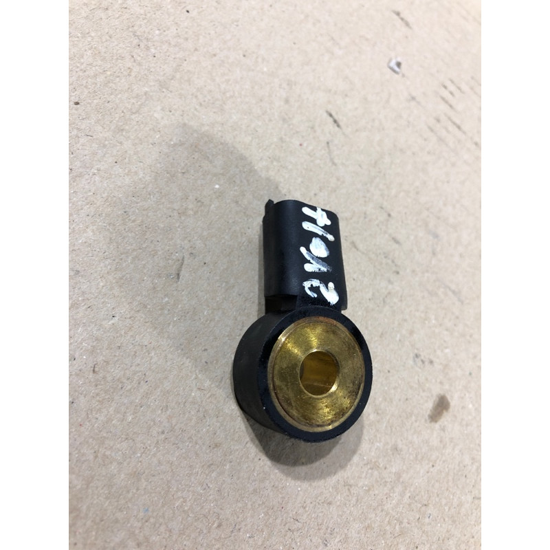 Датчик детонации (электрика двигателя) CHEVROLET Volt 1 2013 1.4 55563372