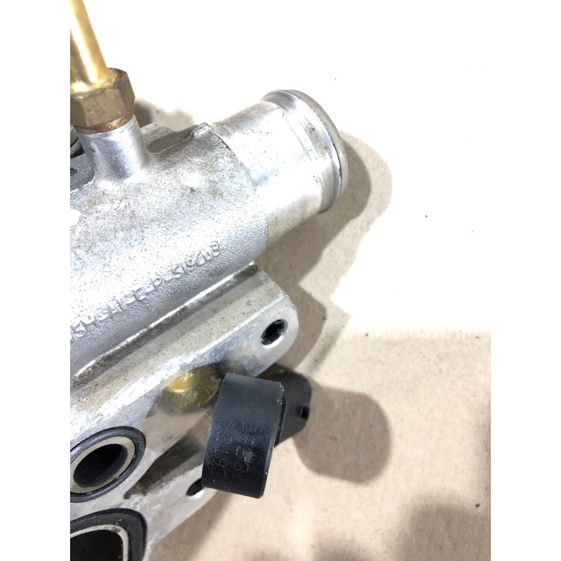 Датчик детонации (электрика двигателя) CHEVROLET Volt 1 2013 1.4 55563372