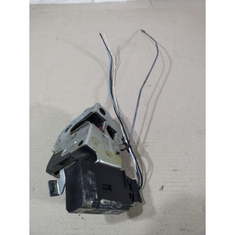 Замок двери (кузов и элементы) BMW 5-series E34 51228138928