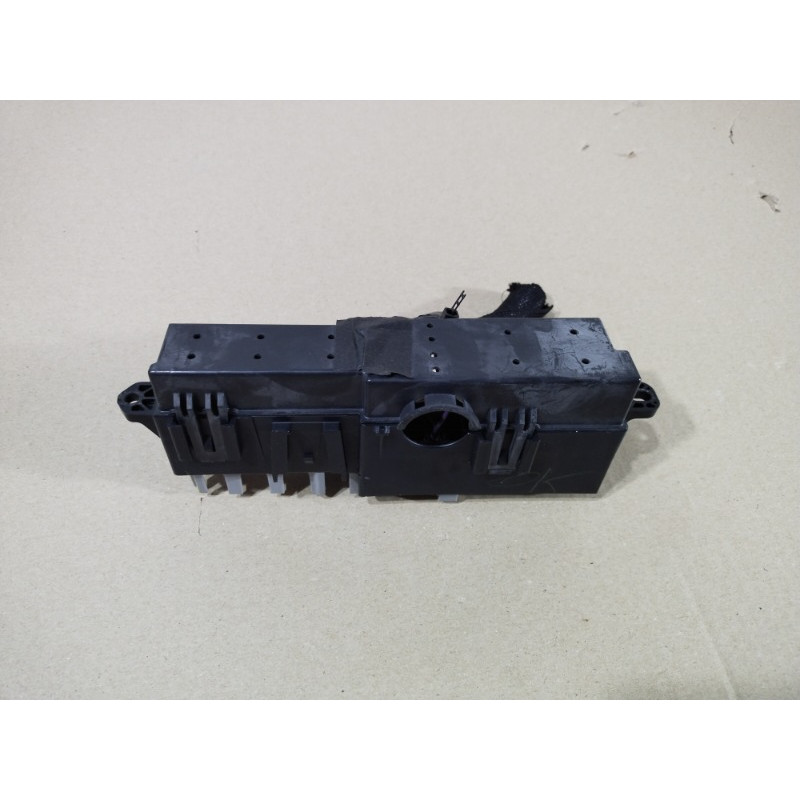 Блок предохранителей (электрика) CHEVROLET Volt 1 2012 1.4 20971956