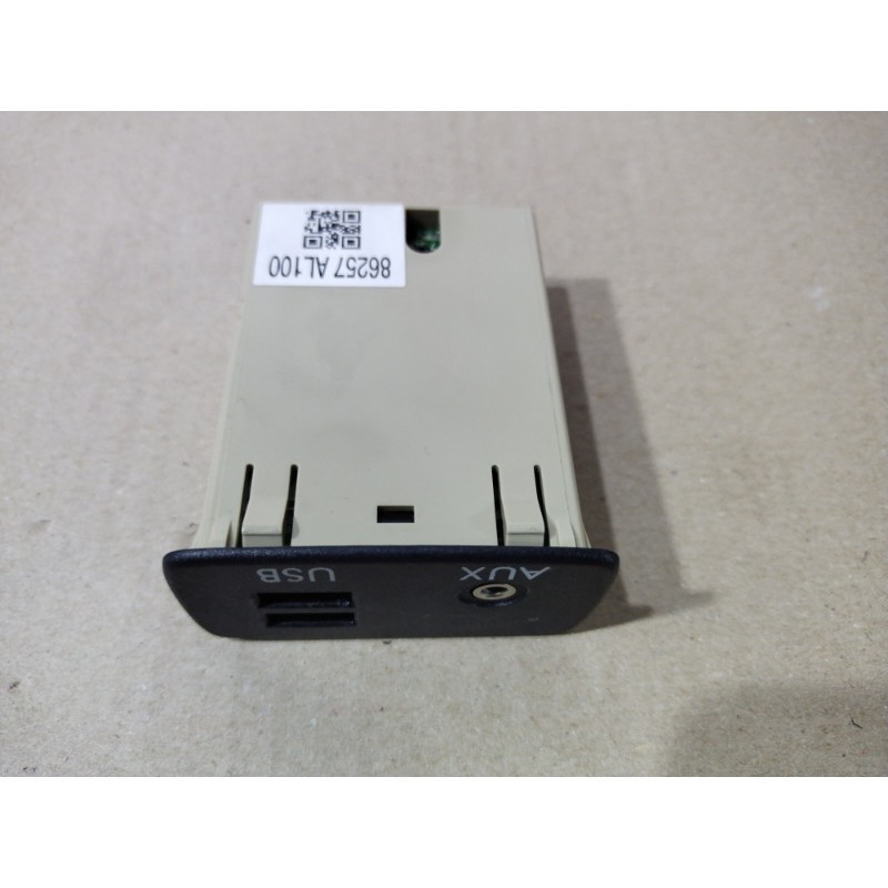 Гніздо USB/AUX (електрика) Subaru Forester SJ 2016 2.5 86257al100