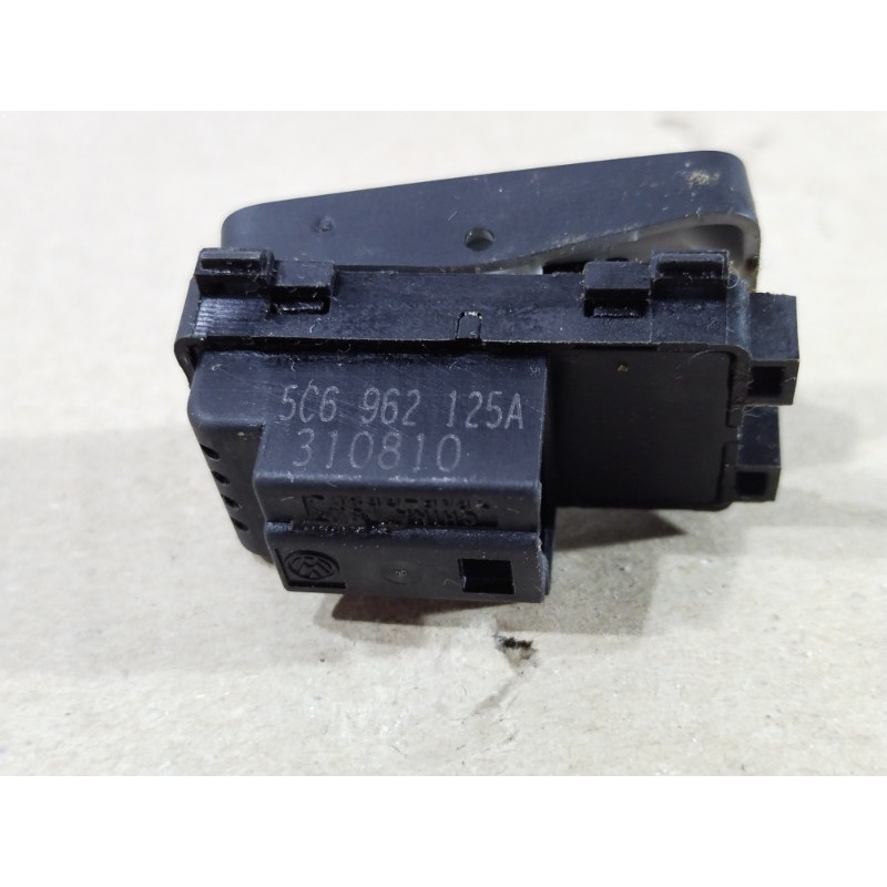 Кнопка блокировки центрального замка (электрика / кнопки) Volkswagen Jetta MK6 2011 2.0 5c6962125a