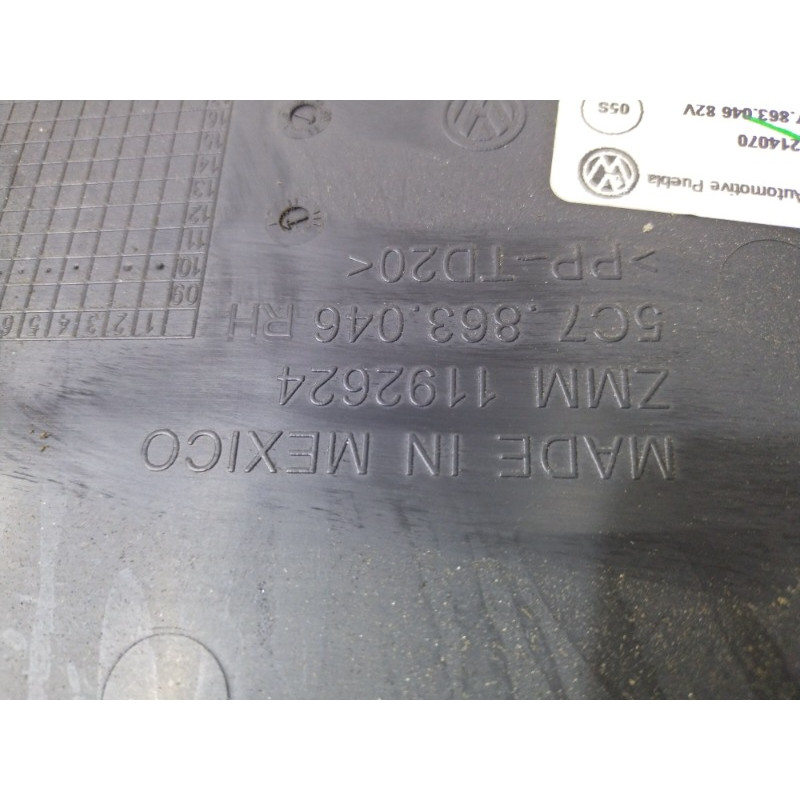 Накладка центральної консолі (салон) Volkswagen Jetta MK6 2011 2.0 5c7863046