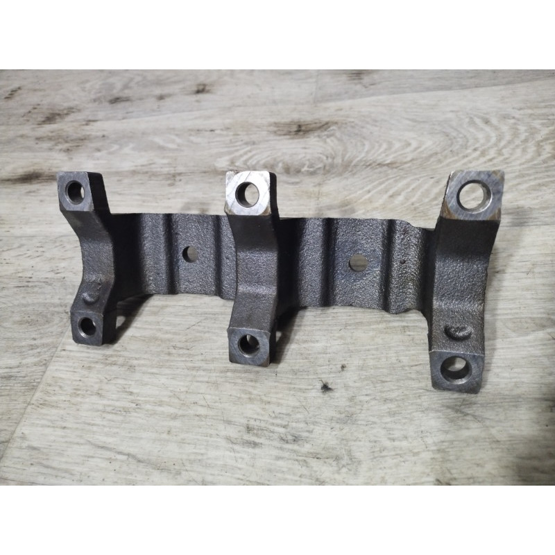 Кронштейн двигателя (кронштейны двигателя) Jeep Renegade BU 2016 2.4 05047489ab