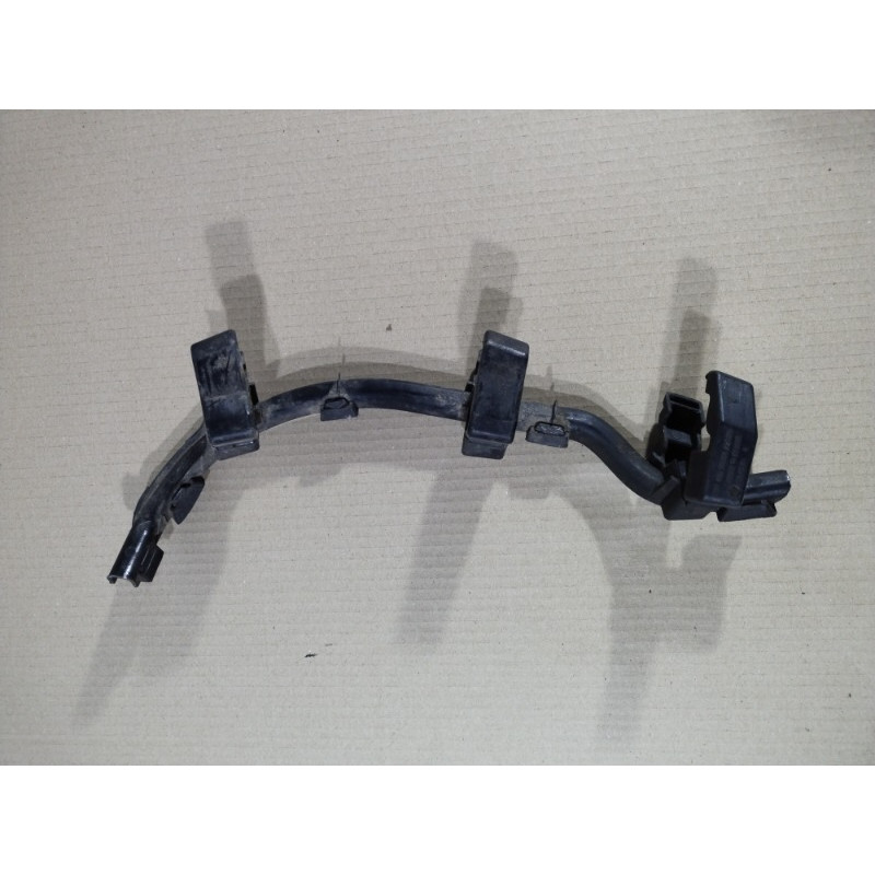 Крепление проводки (кузов и элементы) BMW 5-series F10 2013 N47D20 61139185164