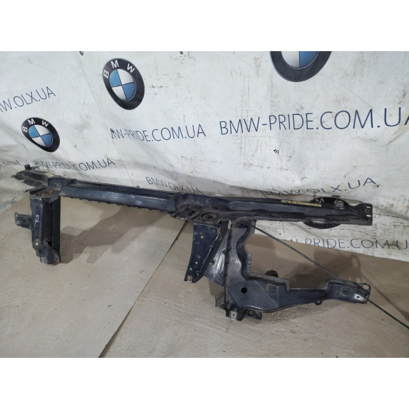 Телевизор (передняя часть кузова) (наружные элементы кузова) BMW X5 E53 M57d30