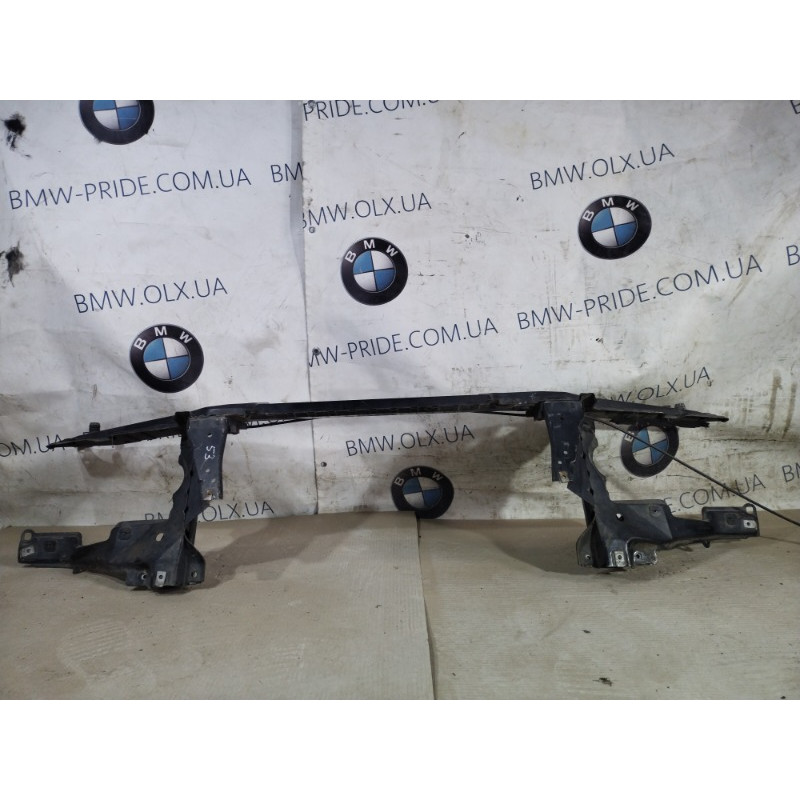 Телевизор (передняя часть кузова) (наружные элементы кузова) BMW X5 E53 M57d30