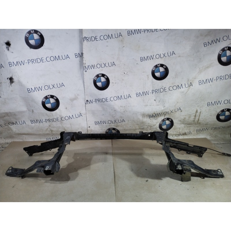 Телевизор (передняя часть кузова) (наружные элементы кузова) BMW X5 E53 M57d30