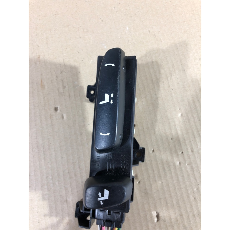 Блок управления сиденьем (электрика / блок управления) Toyota Avalon XX10 18a188