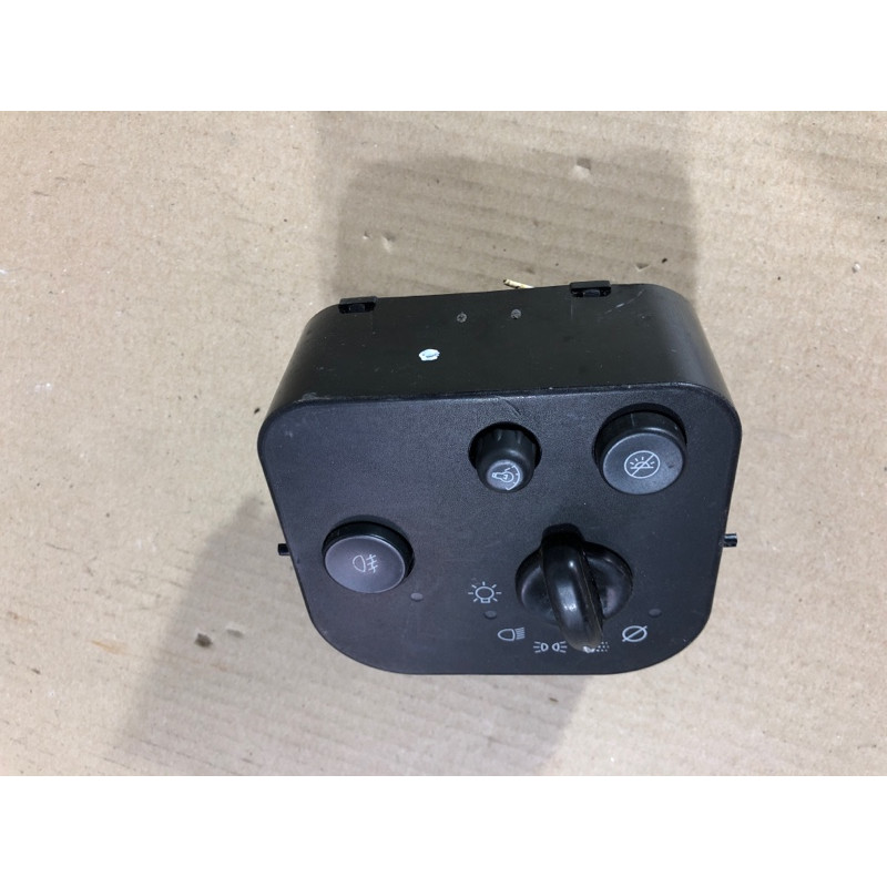 Переключатель света (электрика) chevrolet Trailblazer 1 15067051