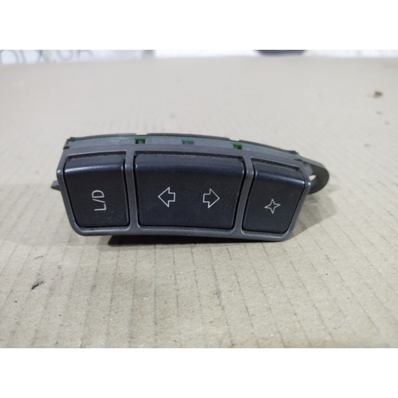 Кнопки руля (электрика / кнопки) BMW 7-series E65 N62B44 61316914406