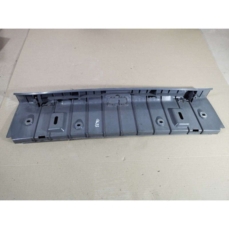 Обшивка багажника (салон) BMW 3-series E90 2006 N46B20 51477059258