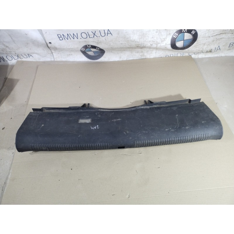 Обшивка багажника (салон) AUDI A4 B6 2003 1.8 BFB 8e5863471