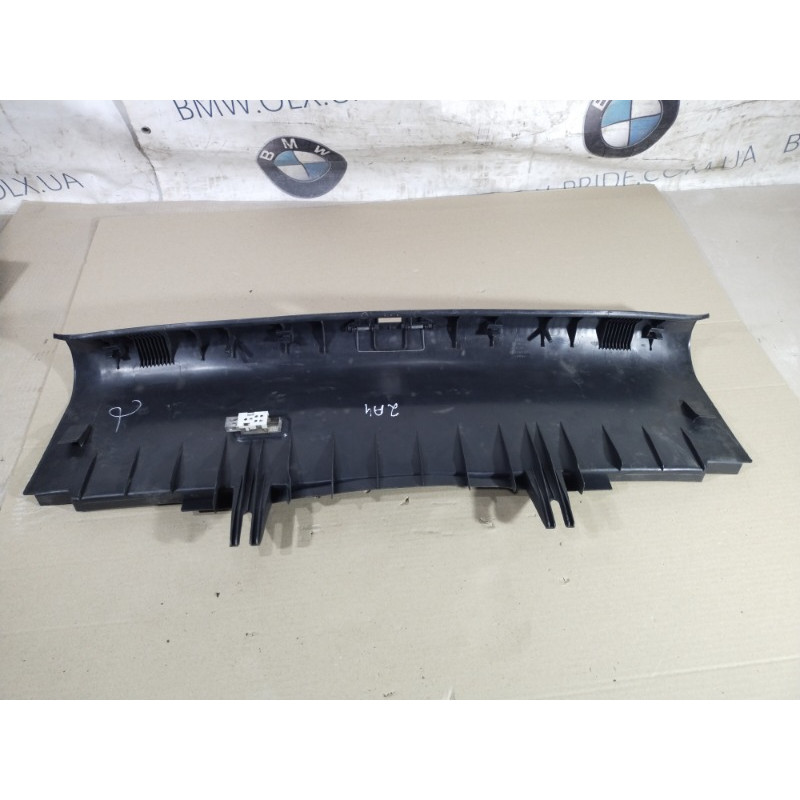 Обшивка багажника (салон) AUDI A4 B6 2003 1.8 BFB 8e5863471