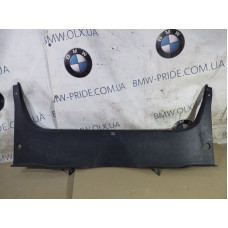 Обшивка багажника