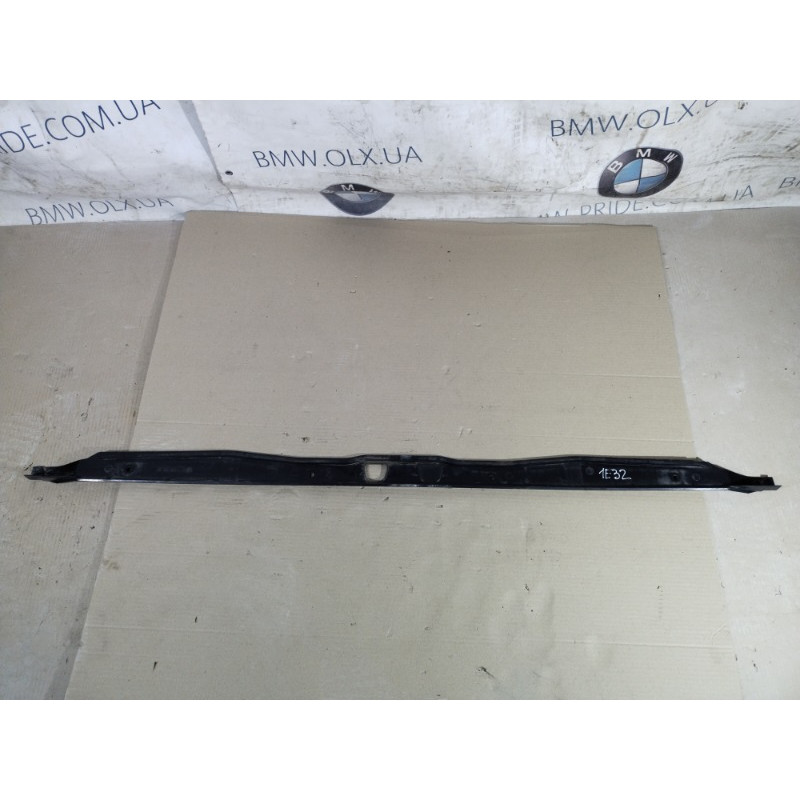 Накладка замка кришки багажника (салон) BMW 7-series E32 1990 M70b50 51471928159