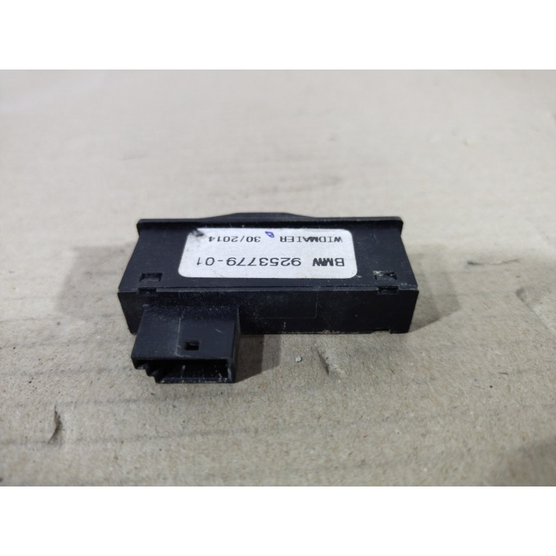 Кнопка відкривання кришки багажника (електрика / кнопки) BMW 3-series F30 61319253779