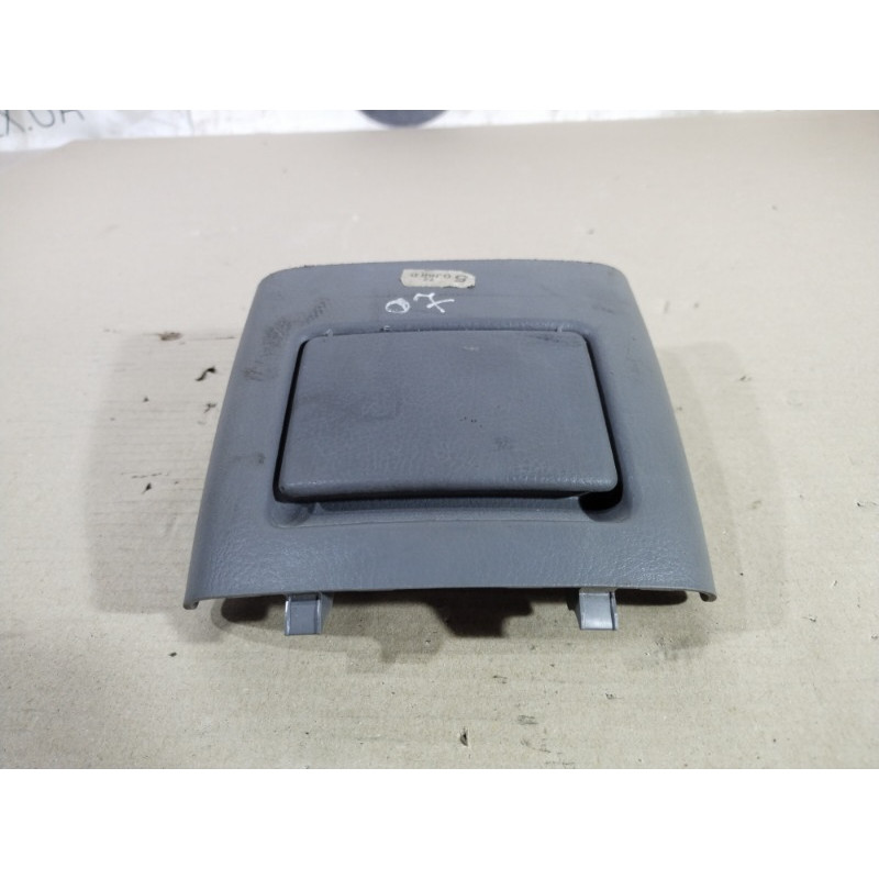 Пепельница (салон) Mazda 6 GG 2004 2.0 RF5 GJ6A64471