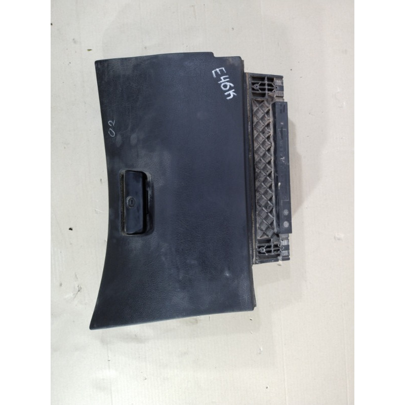Бардачок (салон) BMW 3-series E46 51168203822