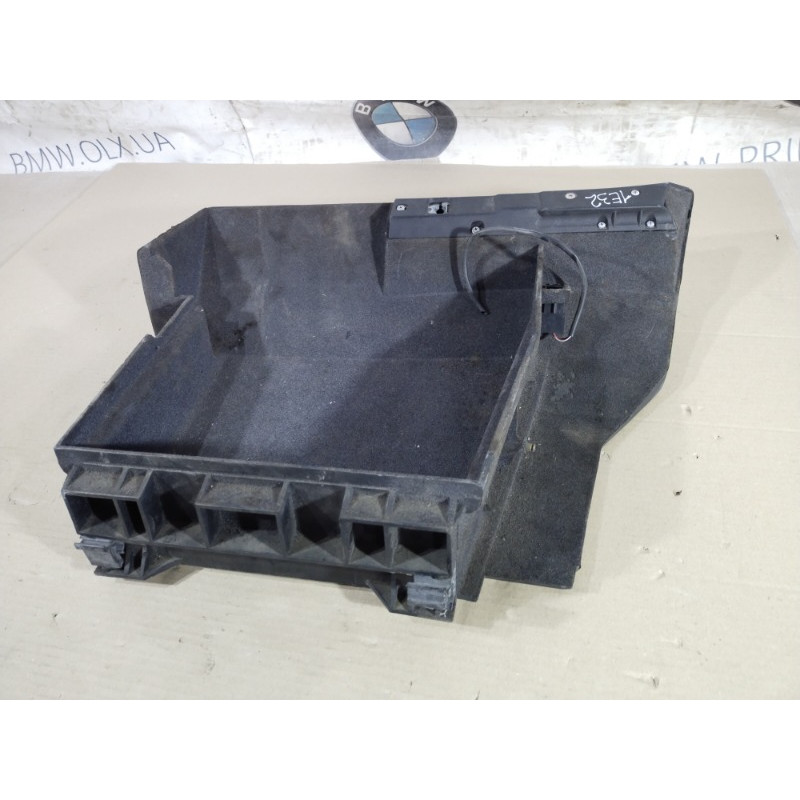 Бардачок (салон) BMW 7-series E32 1990 M70b50 1928722