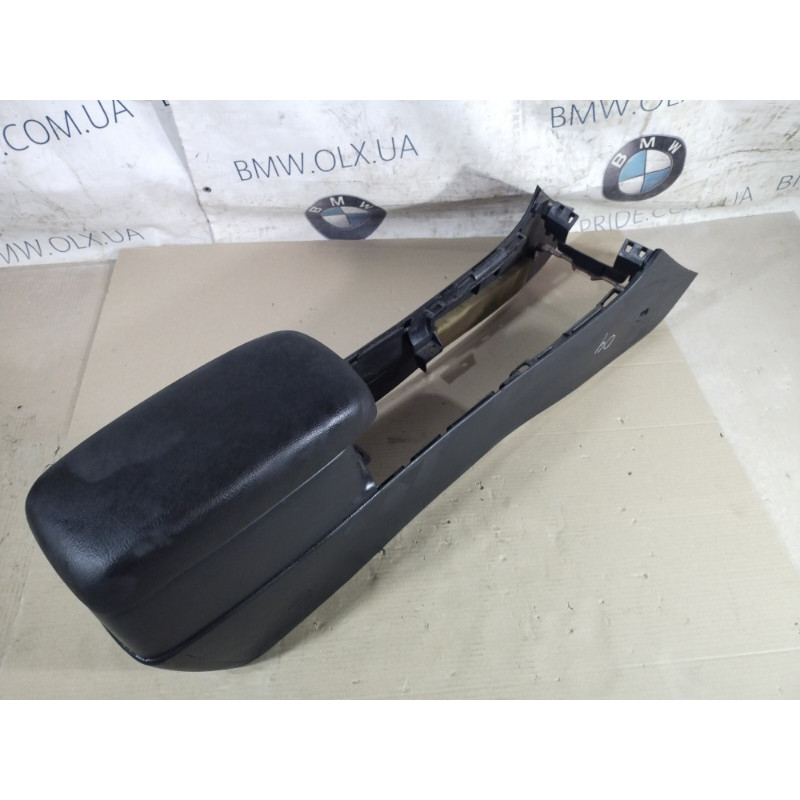 Центральная консоль (салон) Mazda 6 GG 2002 2.0 RF5 gj6a64441