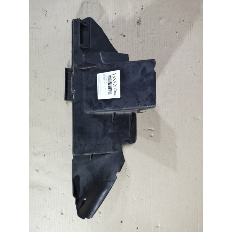 Воздухозаборник (впускная система) Volkswagen Touareg 7L 2004 3.2 7L6121333D