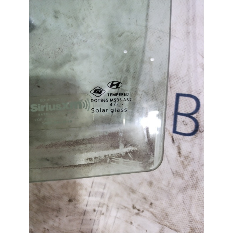 Стекло (кузов и элементы) Hyundai Sonata YF 2013 2.4 834103S010