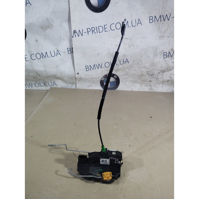 Замок двери (кузов и элементы) CHEVROLET Volt 1 2012 1.4 13579552