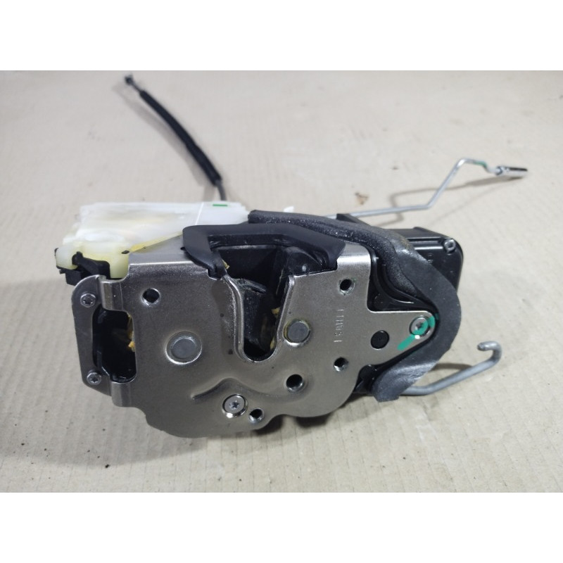 Замок двери (кузов и элементы) CHEVROLET Volt 1 2012 1.4 13579552