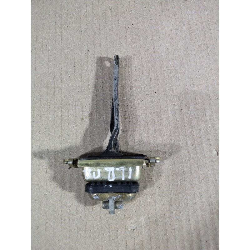 Ограничитель двери (кузов и элементы) LAND ROVER FREELANDER L314 1999 1.8B