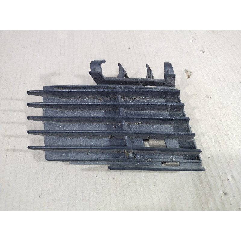 Решетка бампера (кузов и элементы) Opel Vectra C 2004 2.2 SE 09186128