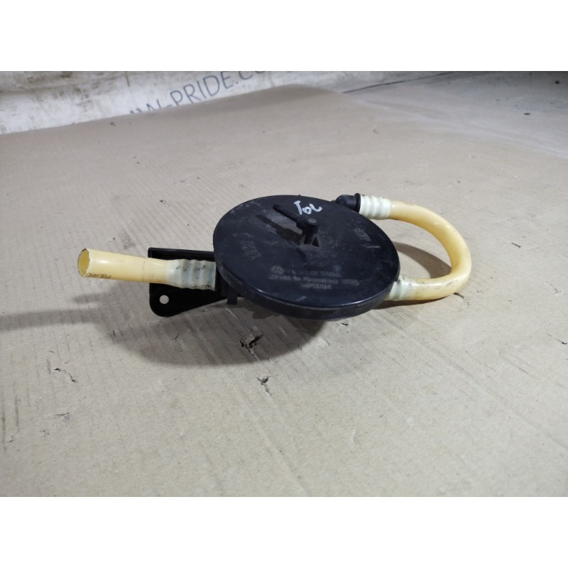 Клапан вентиляции (кузов и элементы) Volkswagen Touareg 7L 2004 3.2 7l0201246a