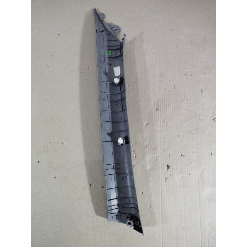 Обшивка Стойки (салон) KIA Sorento BL 2007 2.5 CRDI 858113e000