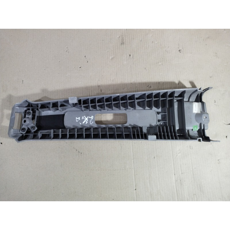 Обшивка Стойки (салон) KIA Sorento BL 2007 2.5 CRDI 858263e000