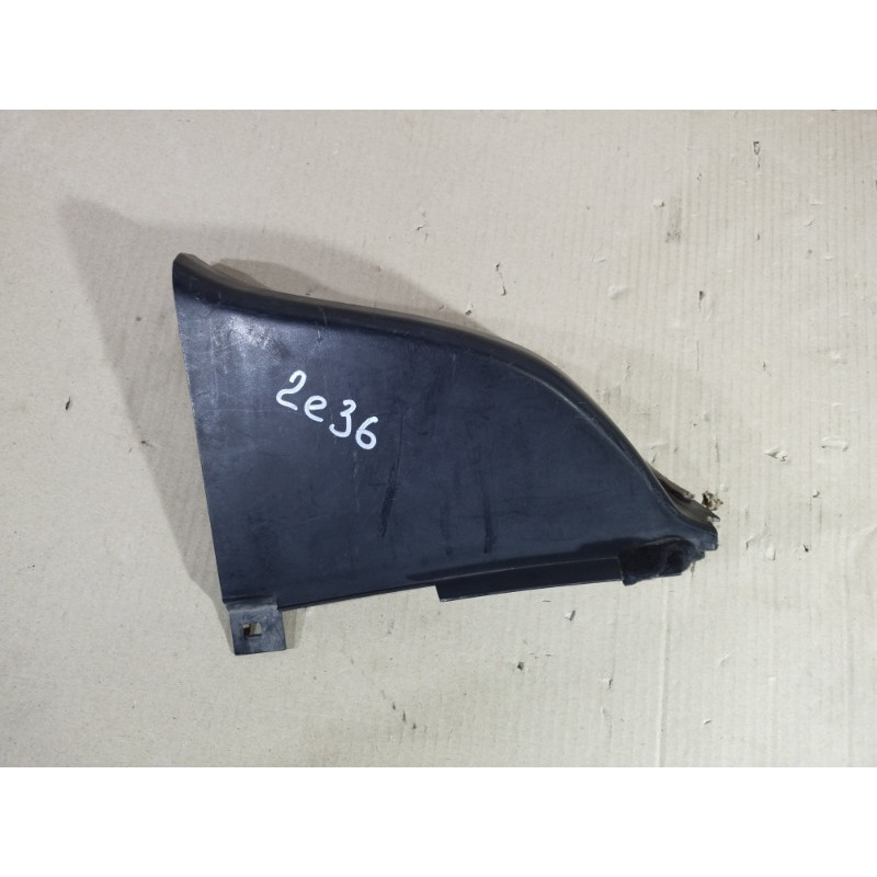 Накладка заднього ліхтаря (кузов і елементи) BMW 3-series E36 1998 M51d25 51478191836