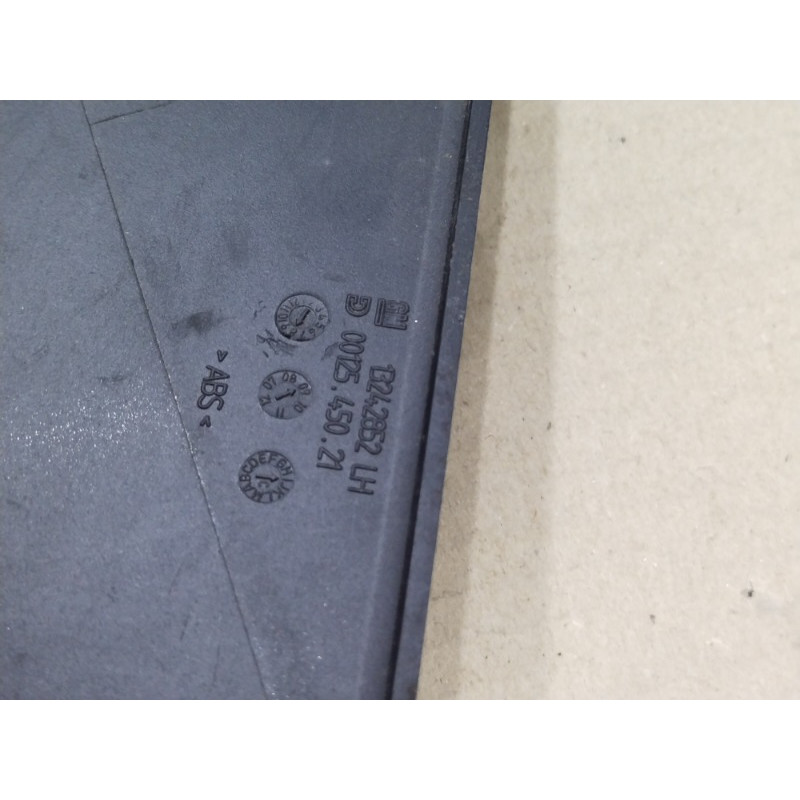 Накладка центральной консоли (салон) Opel Insignia A 2009 2.0 DTH 13242852