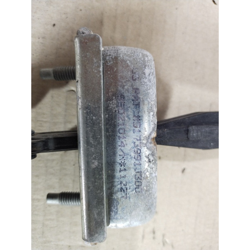 Ограничитель двери (кузов и элементы) CHEVROLET Cruze J300 2012 1.8 95021014