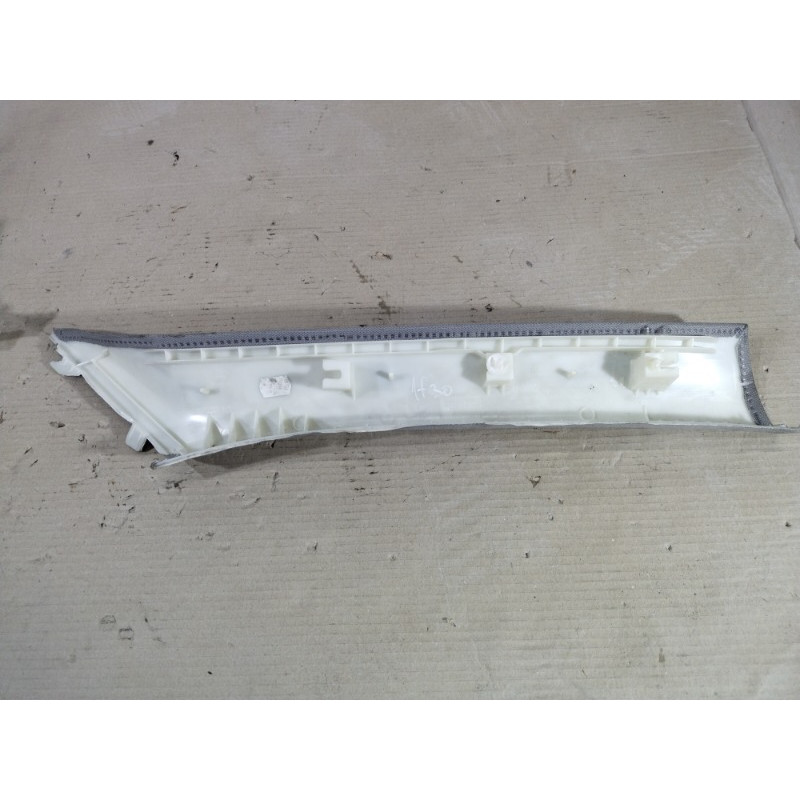 Обшивка Стойки (салон) BMW 3-series F30 2013 N26B20 51437296019