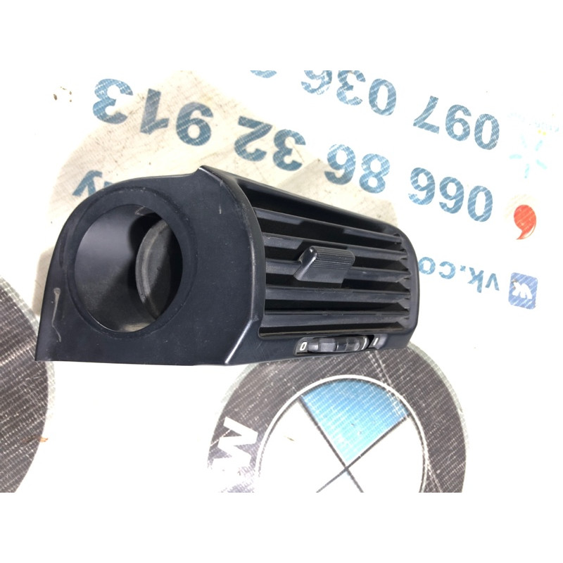 Дефлектор воздуховода (салон) BMW 5-series E34 64221384088