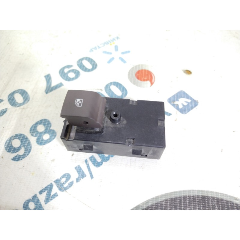 Кнопка стеклоподъемника (электрика / кнопки) Opel Insignia A 2012 2.0 DTH 13301889