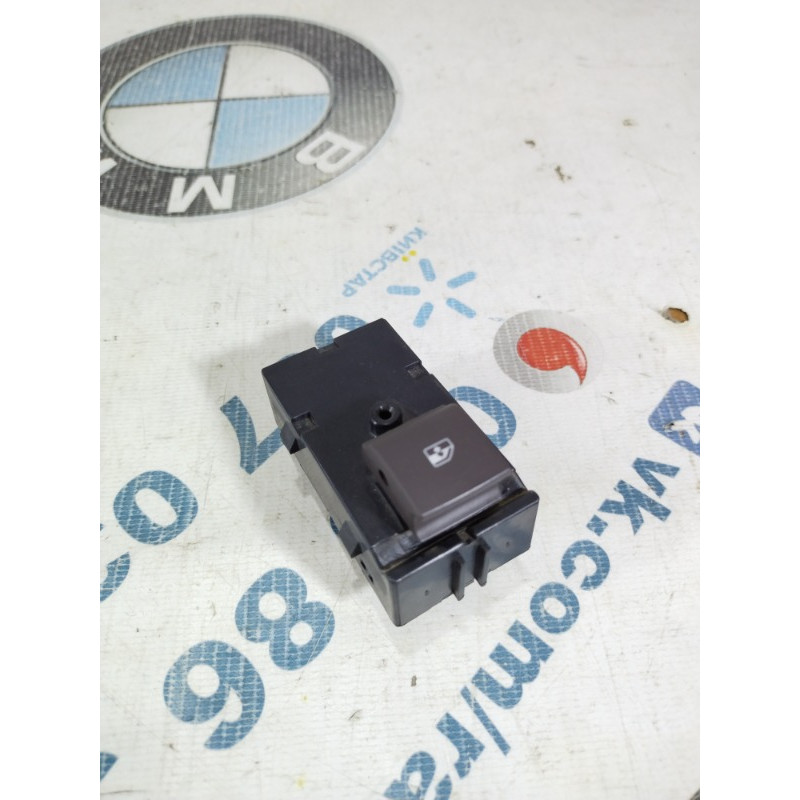 Кнопка стеклоподъемника (электрика / кнопки) Opel Insignia A 2012 2.0 DTH 13301889