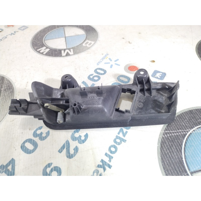 Ручка двери внутренняя (салон) AUDI A4 B6 2003 1.8 BFB 8e2837020