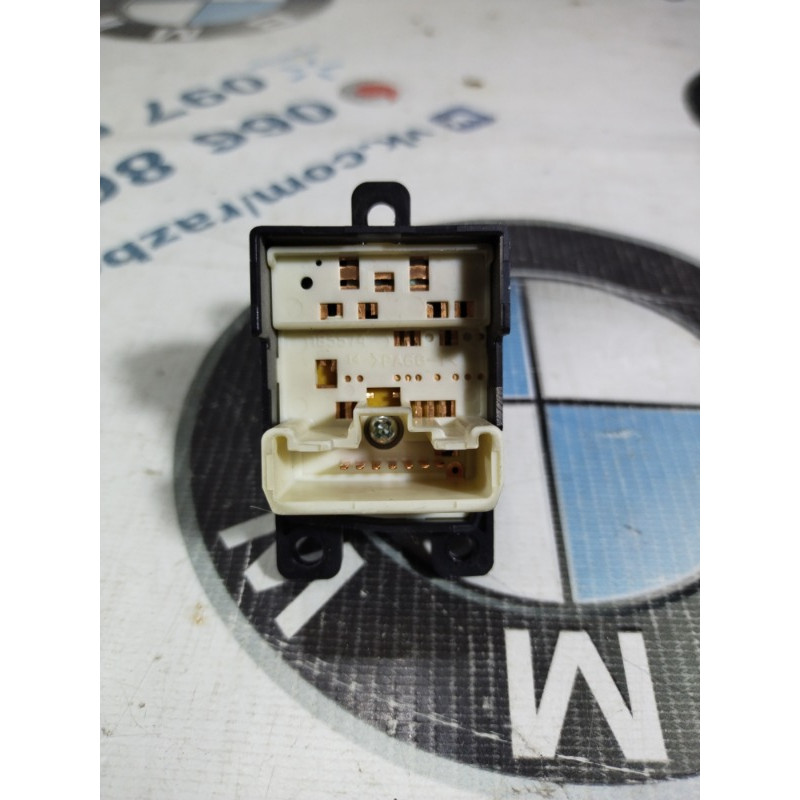 Блок управления зеркалами (электрика / блок управления) Mazda 6 GG 2002 2.0 RF5 183574