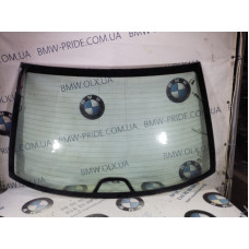 Стекло заднее